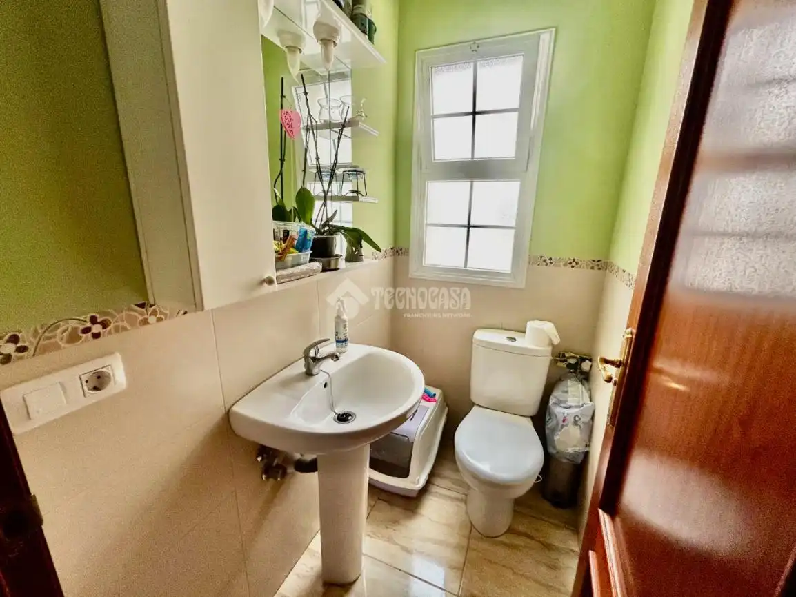 Baño de Piso en venta en Arafo con Terraza y Trastero