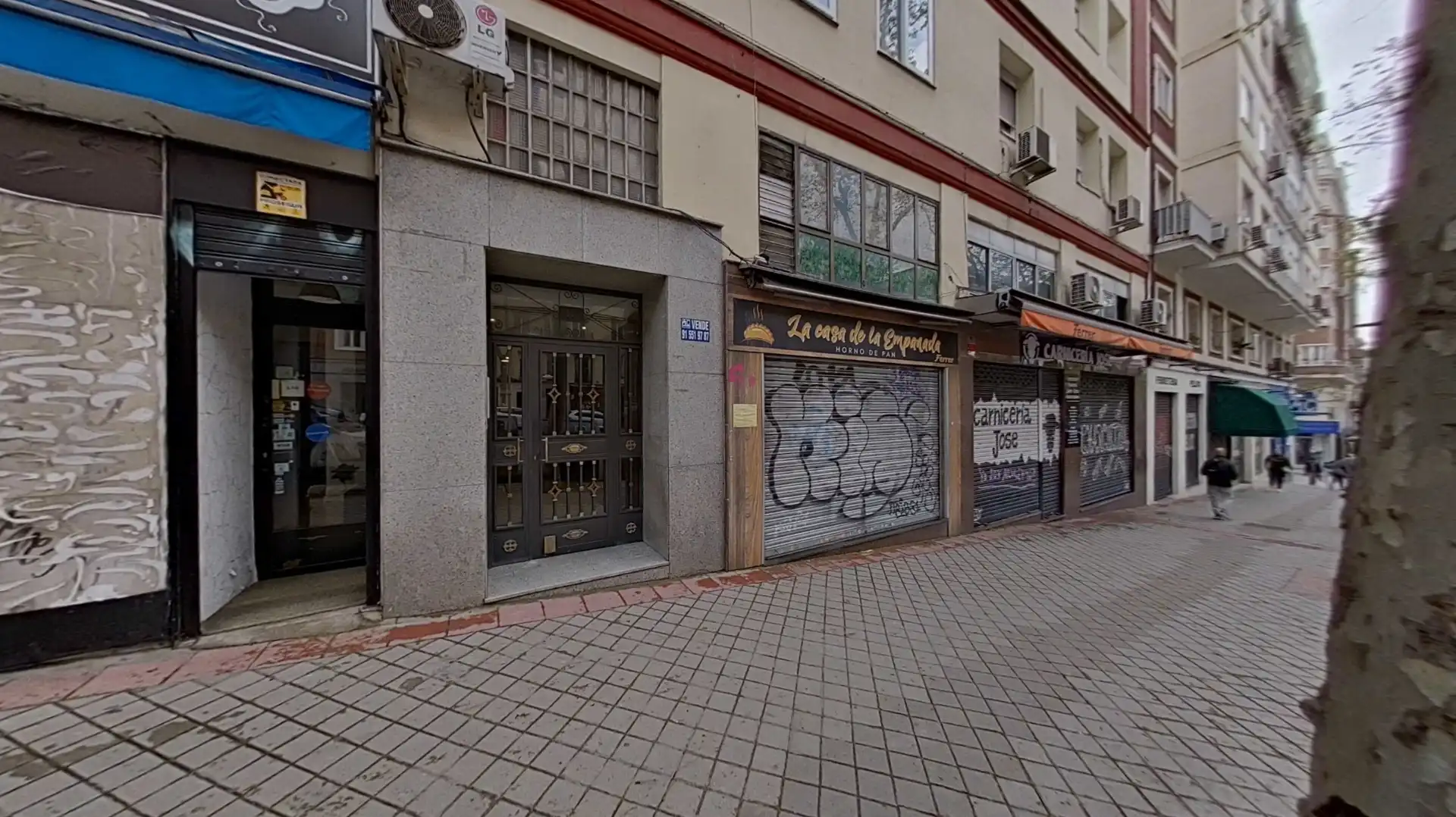 Vista exterior de Pis en venda en Madrid amb Aire condicionat