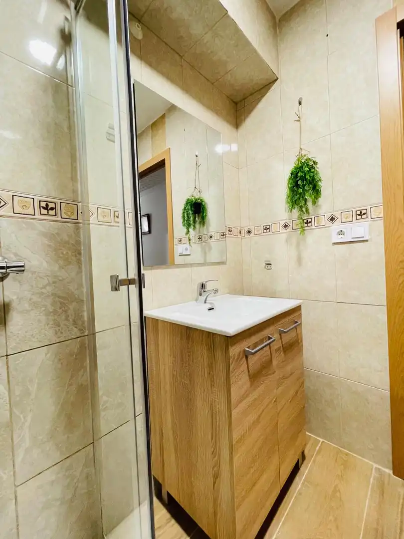 Habitación en Calle del Teniente Llorca, 26, Campoamor