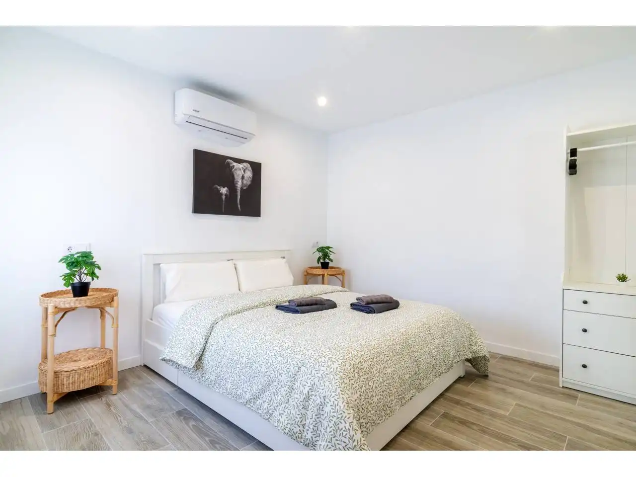 Schlafzimmer von Gebäude zum Verkauf in Lloret de Mar