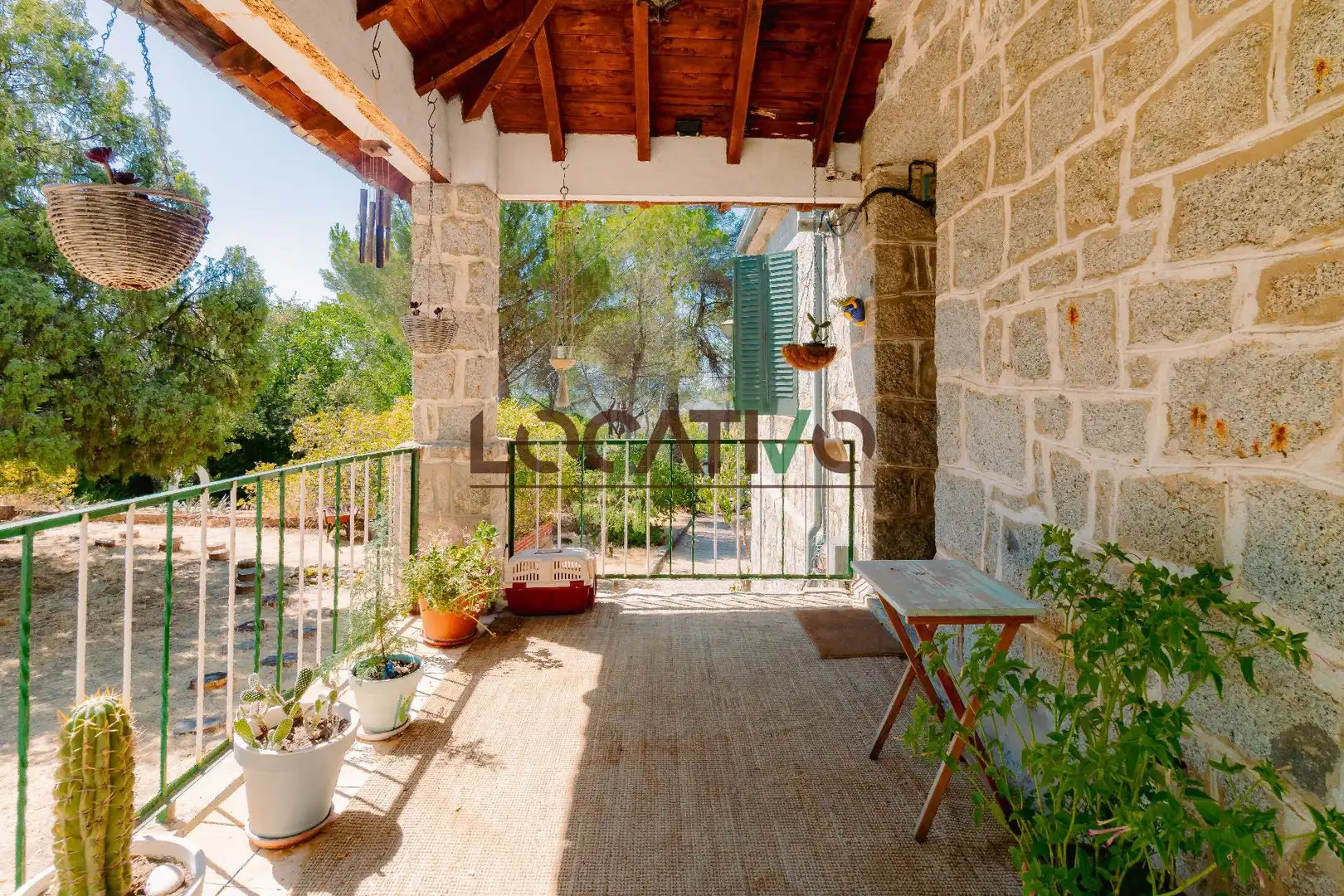 Terrassa de Casa o xalet en venda en Robledo de Chavela amb Calefacció, Jardí privat i Traster