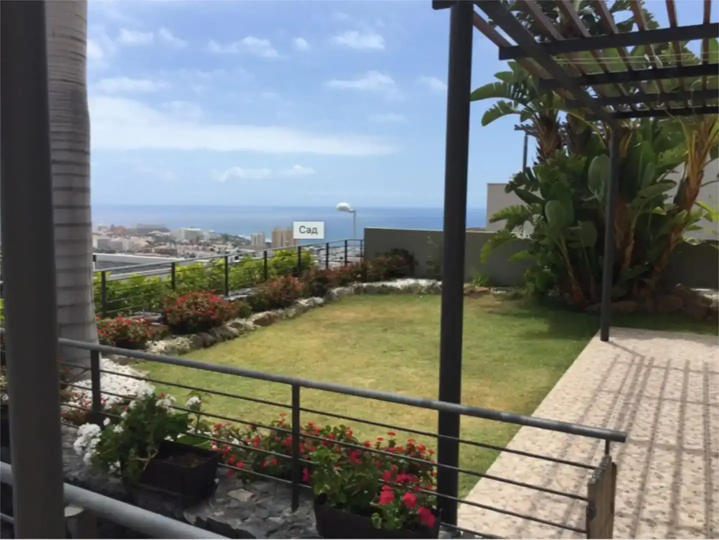 Vista exterior de Casa o chalet en venta en Adeje con Aire acondicionado
