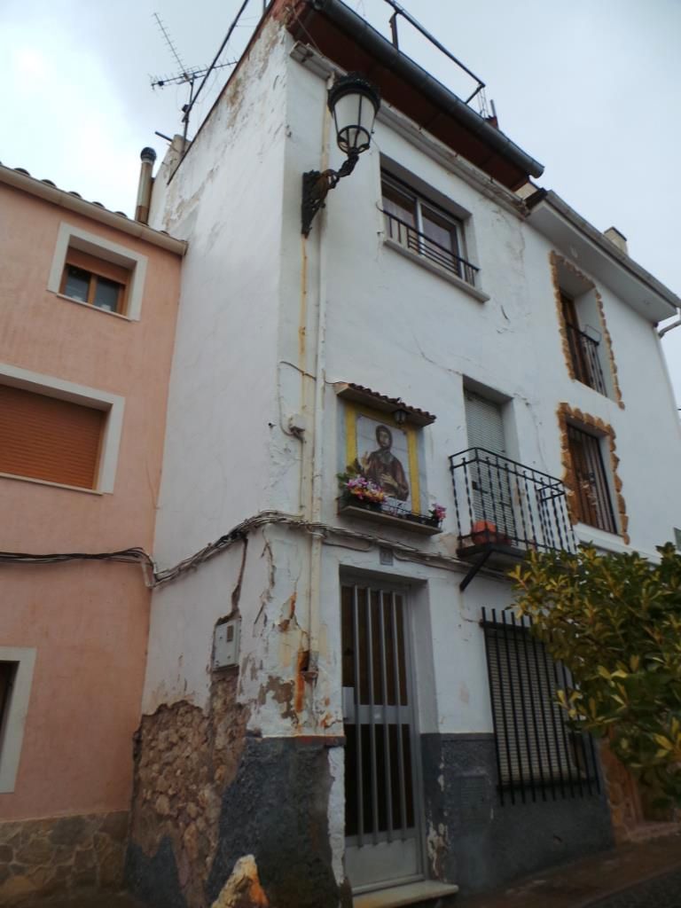 Vista exterior de Casa adosada en venta en Ibi con Trastero