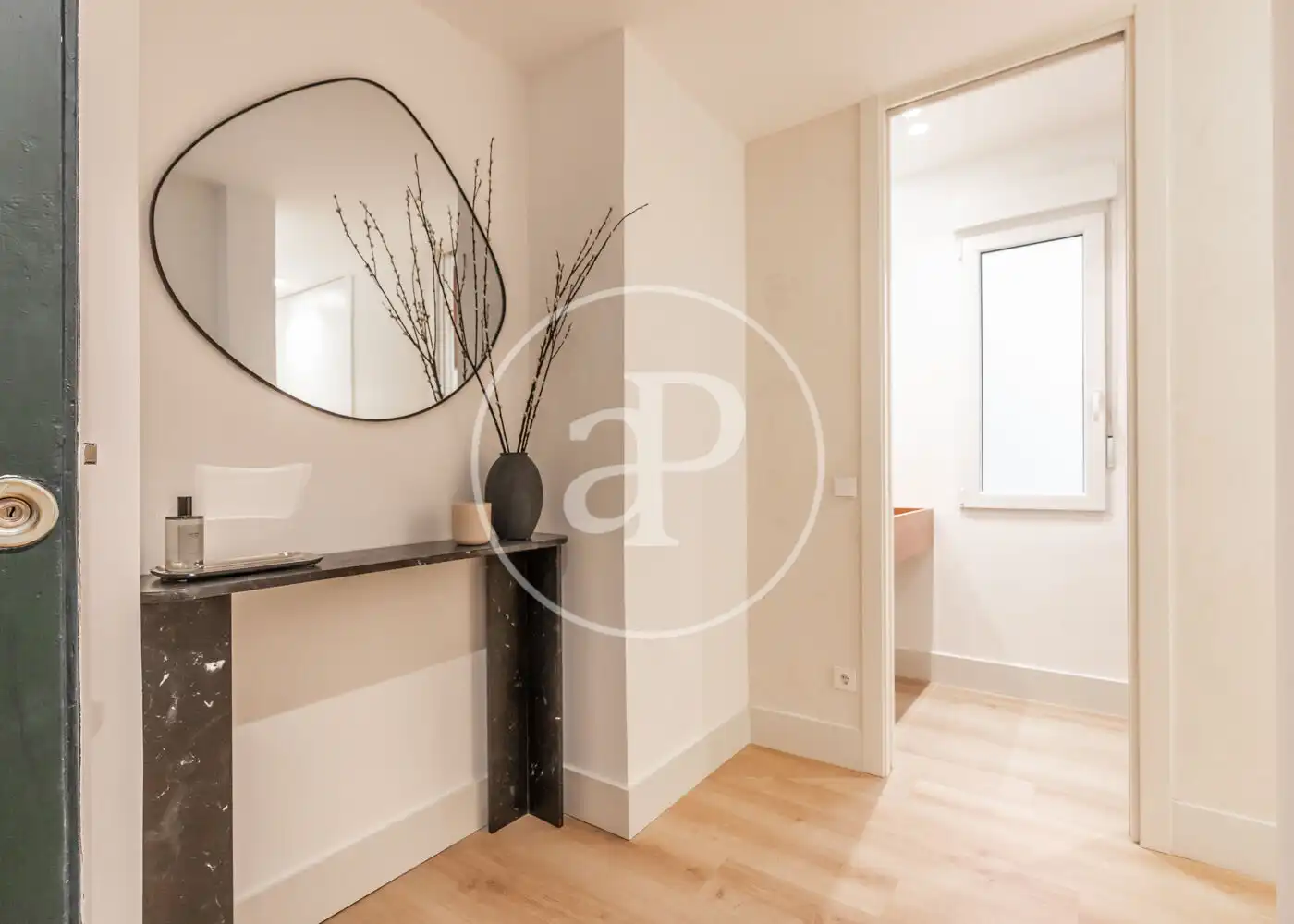 Flat for sale in Madrid  with Heating and Furnished