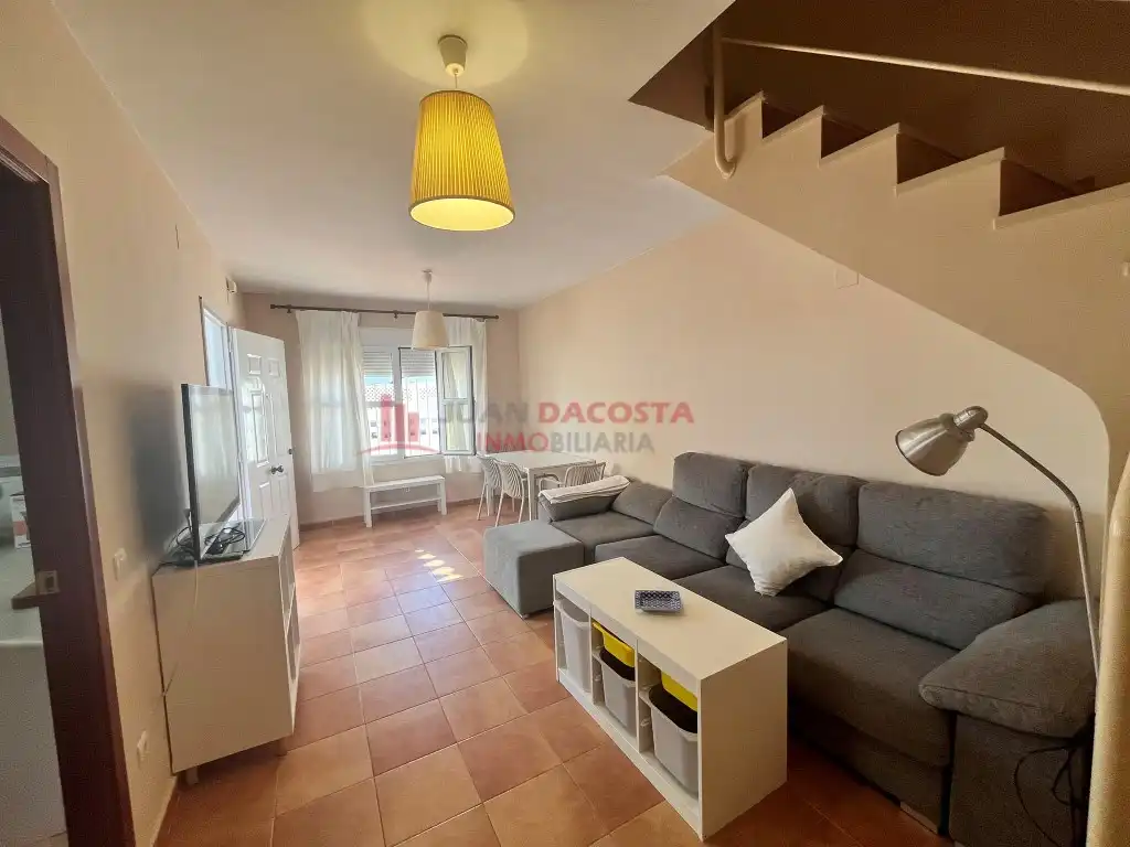 Sala d'estar de Casa adosada de lloguer en Islantilla