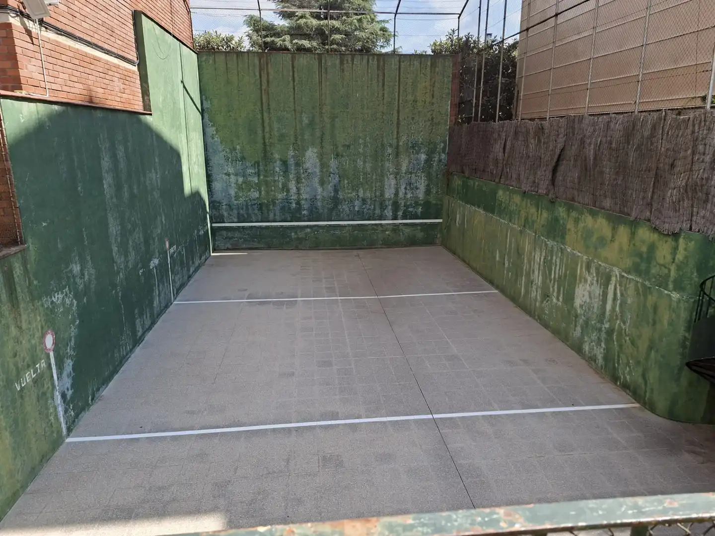 Parking de Piso en venta en Sant Andreu de Llavaneres con Calefacción, Amueblado y Horno