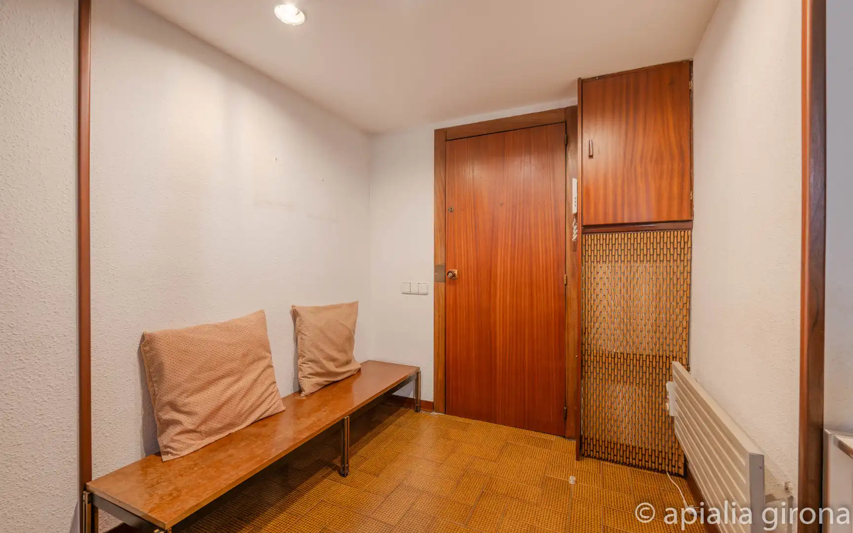 Büro zum Verkauf in Girona mit Klimaanlage, Heizung und Möbliert