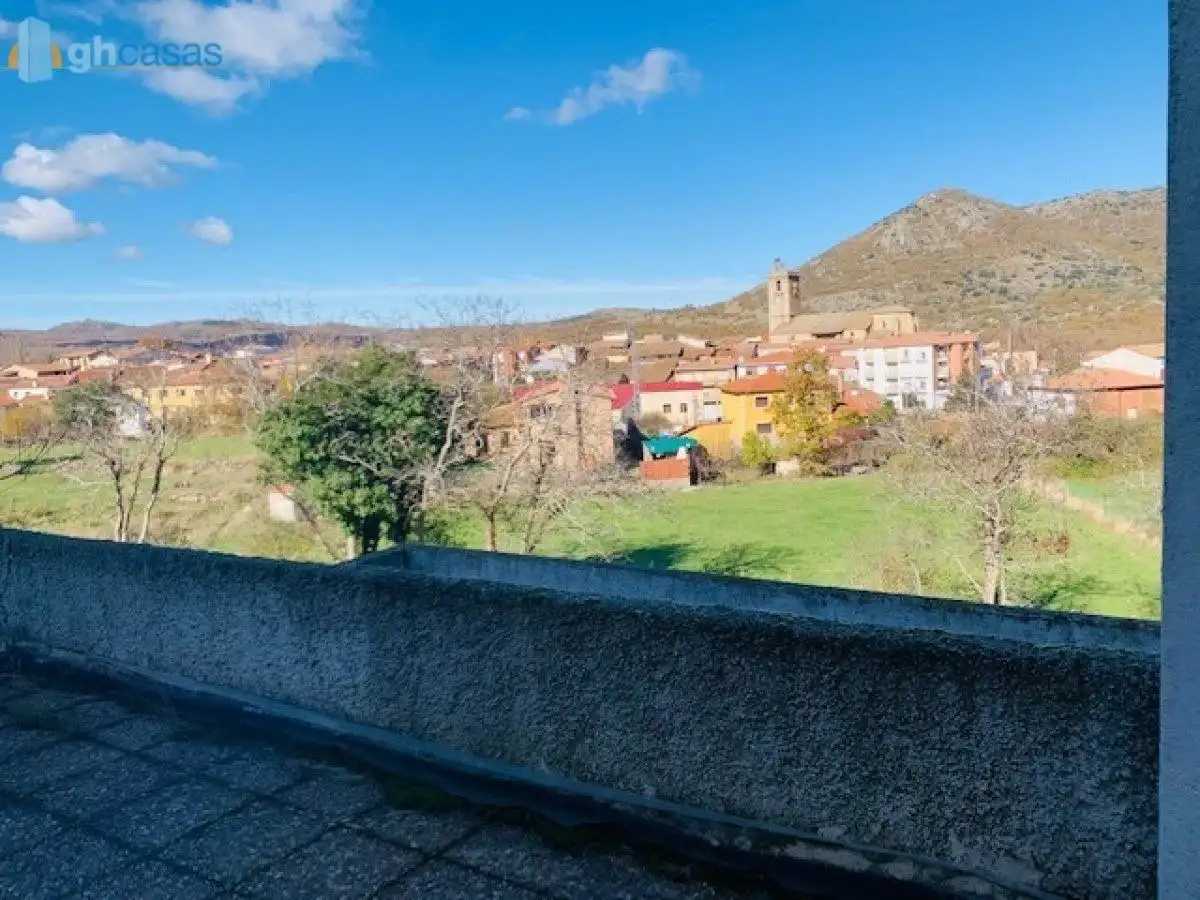 Vista exterior de Casa o chalet en venta en Becedas