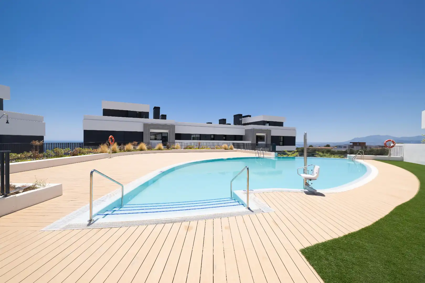 Piscina de Piso en venta en Marbella con Aire acondicionado, Calefacción y Terraza