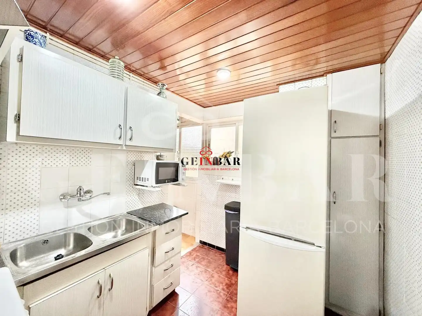Cocina de Piso en venta en L'Hospitalet de Llobregat con Aire acondicionado, Calefacción y Terraza