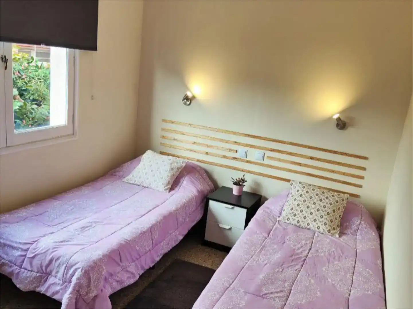 Dormitori de Apartament de lloguer en Las Palmas de Gran Canaria amb Moblat i Balcó
