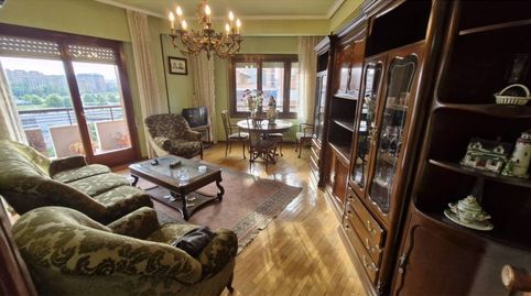 Foto 4 de Piso en venta en Avenida Colón, Residencia, Logroño