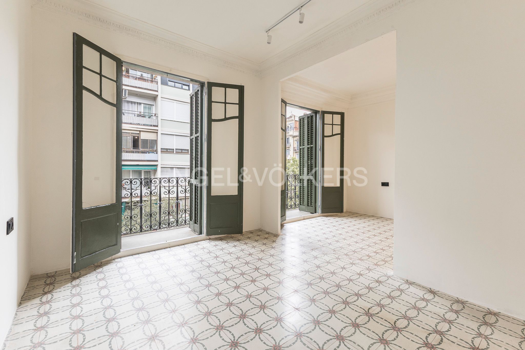 Vista exterior de Apartament en venda en  Barcelona Capital amb Aire condicionat, Calefacció i Balcó