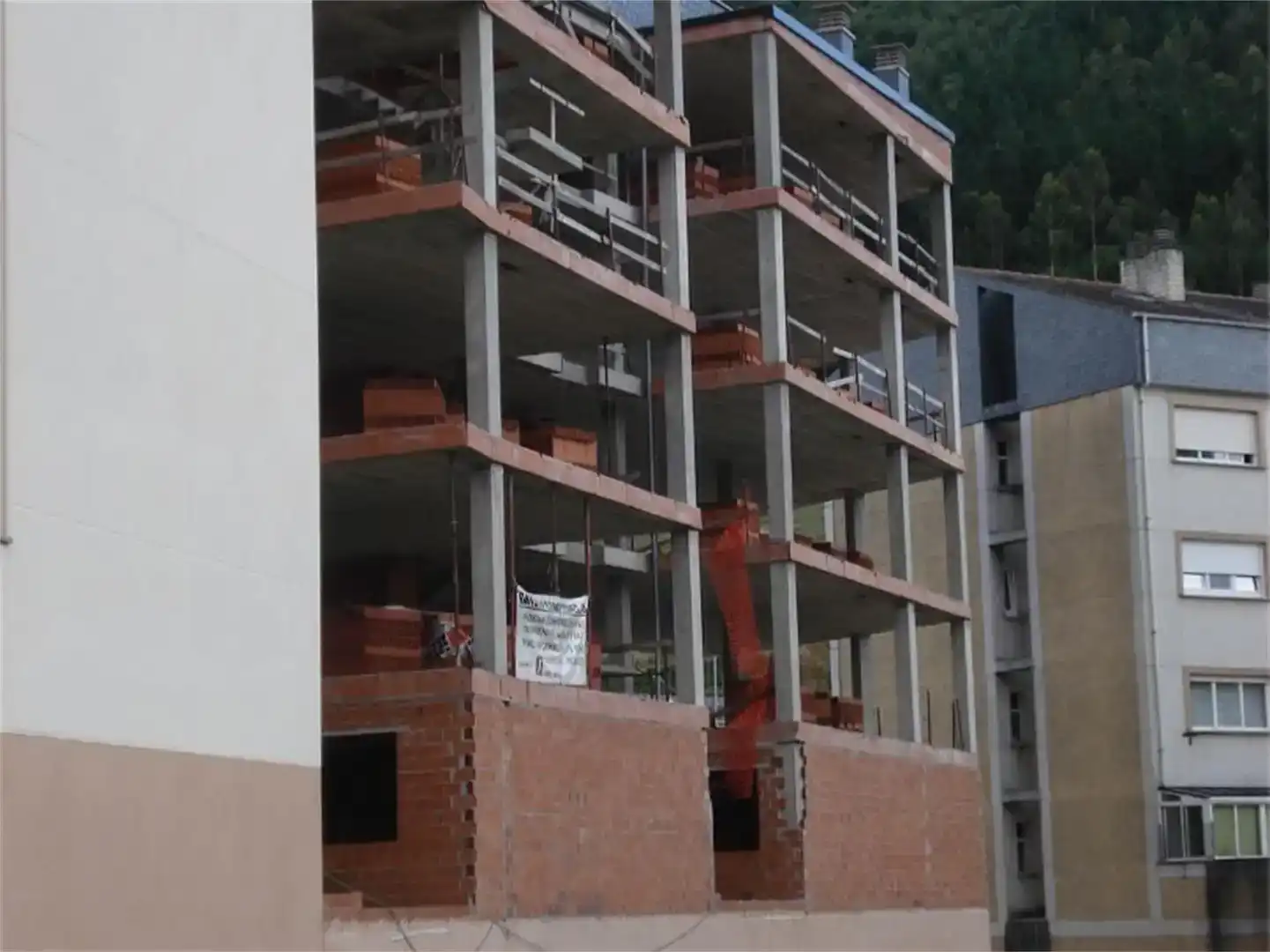 Vista exterior de Piso en venta en A Pontenova   con Trastero