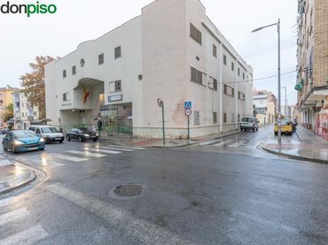 Local comercial en venda a Calle Calle Asturias 29