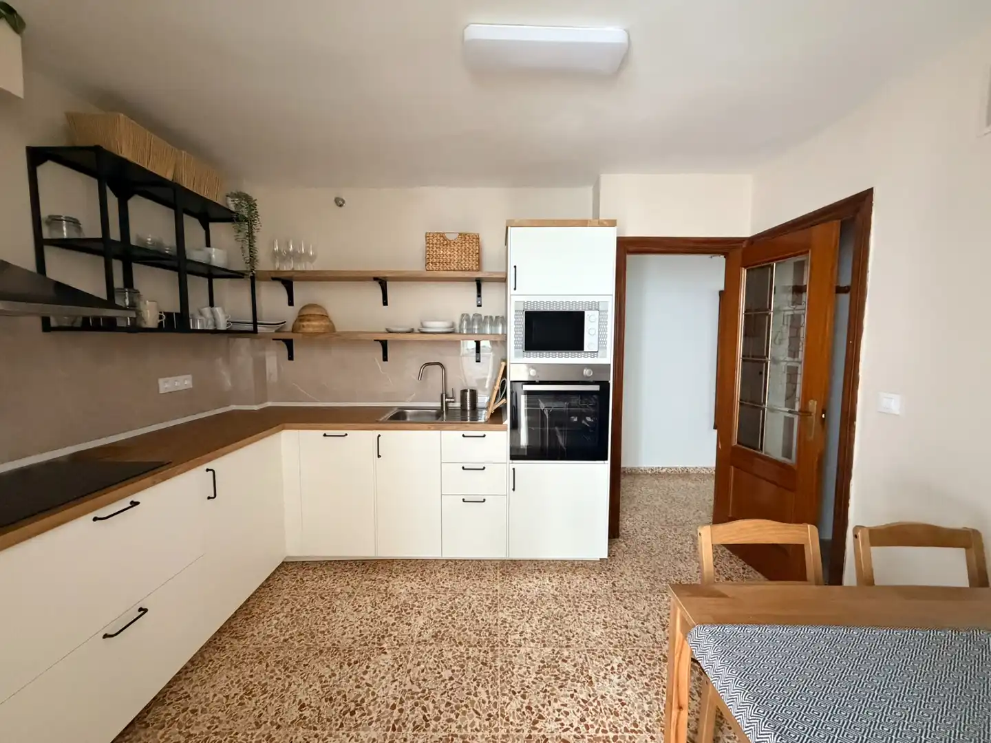 Cocina de Piso de alquiler en Cartagena con Aire acondicionado, Terraza y Amueblado