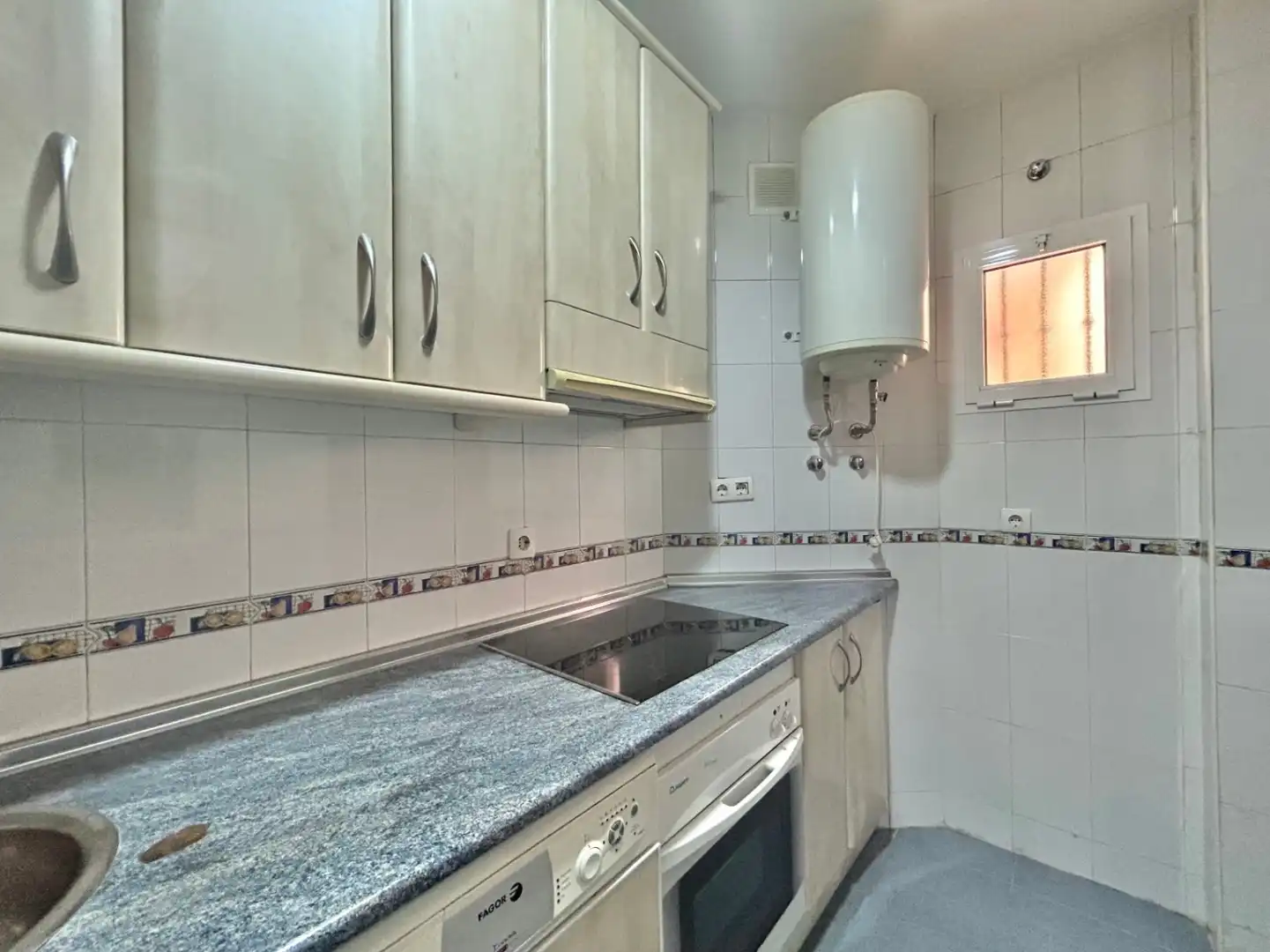 Kitchen of Apartments for sale in Málaga  with Air Conditioner, Heating and Balcony