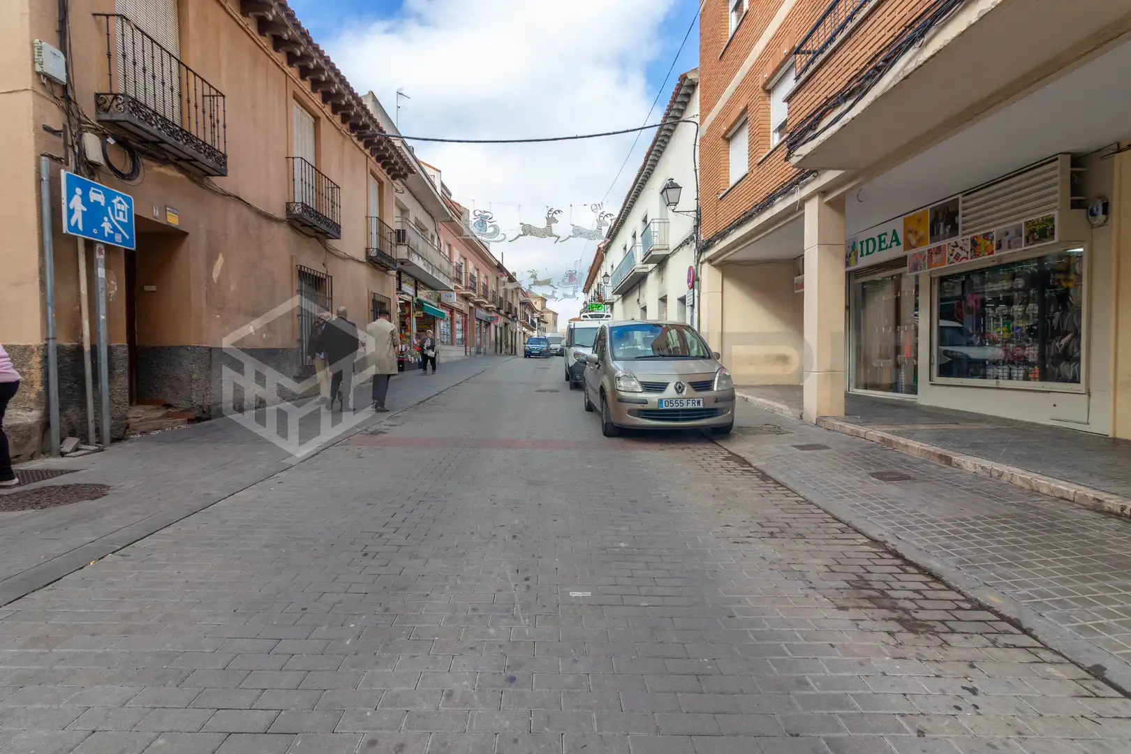 Vista exterior de Local en venta en Ciempozuelos