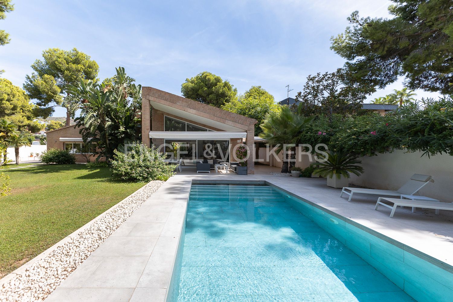 Exterior view of House or chalet for sale in Puçol  with Air Conditioner, Heating and Private garden