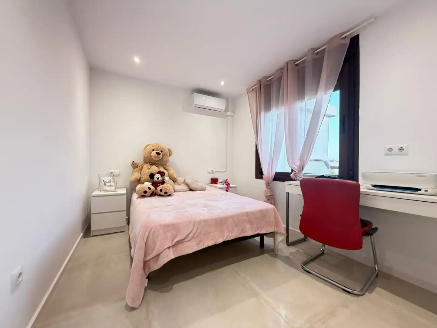 Habitación de Casa o chalet en venta en San Pedro del Pinatar con Aire acondicionado, Calefacción y Amueblado