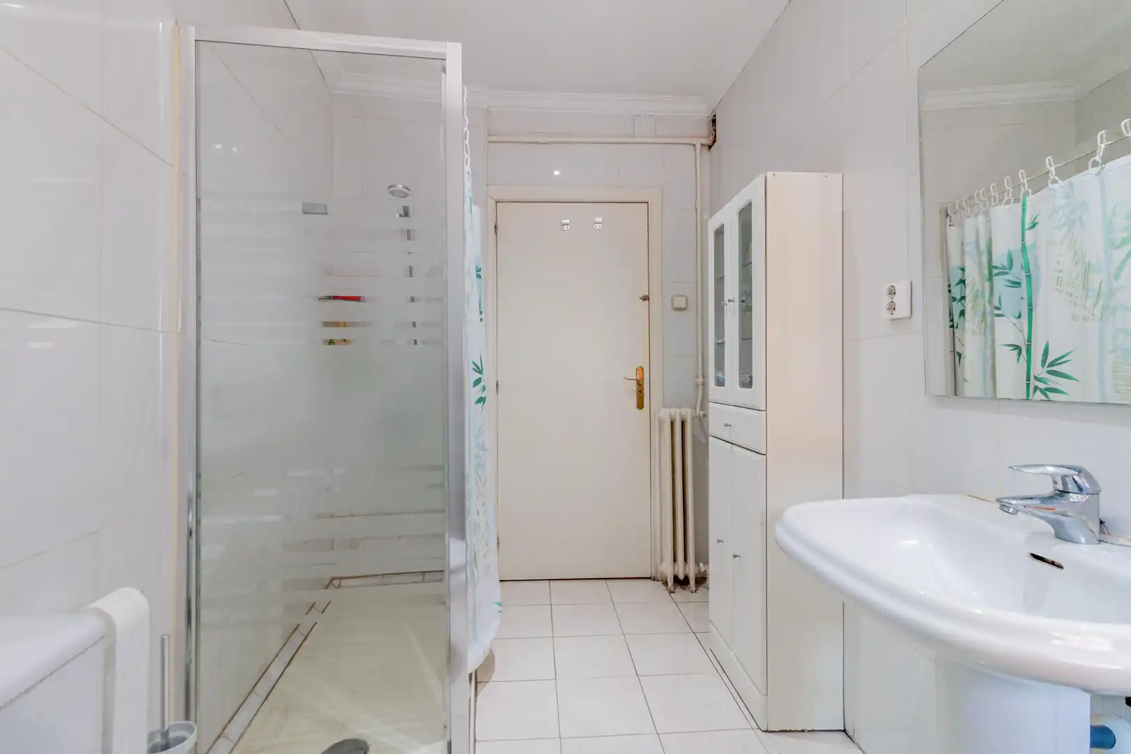 Baño de Apartamento en venta en Madrid con Calefacción