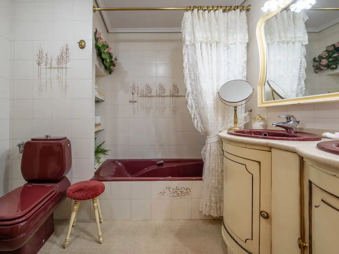 Badezimmer von Wohnung zum Verkauf in Zarautz mit Heizung, Privatgarten und Terrasse
