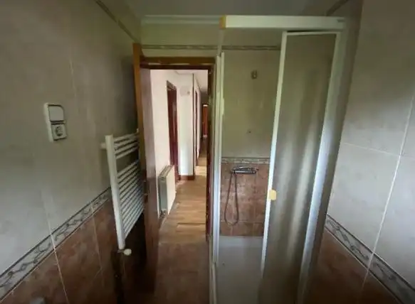 Baño de Piso en venta en Balmaseda con Terraza