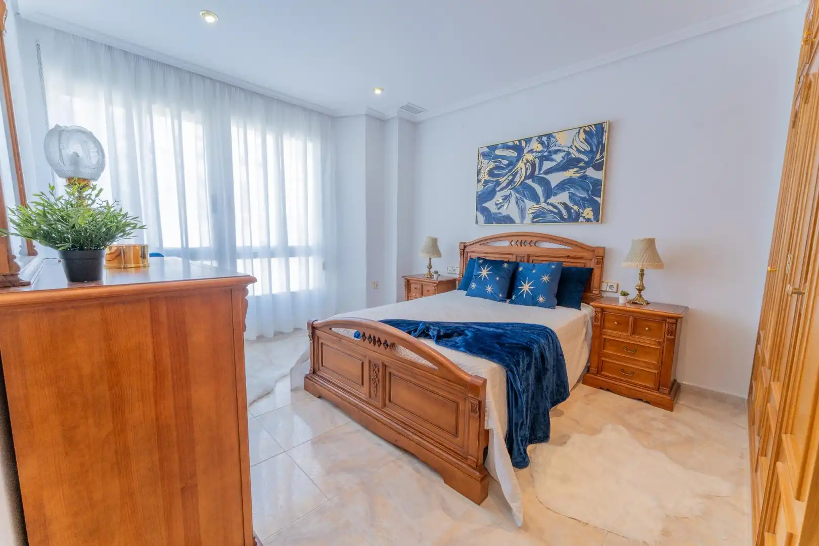 Habitación de Piso en venta en Elche / Elx con Aire acondicionado, Amueblado y Balcón