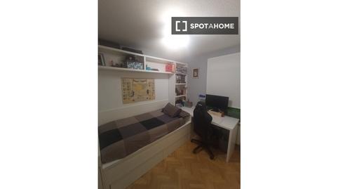 Foto 5 de Pis per a compartir a Sector B, Madrid