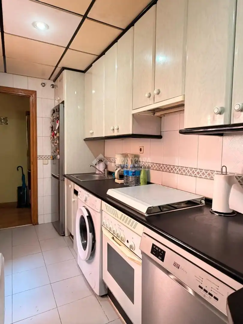 Cocina de Piso en venta en Valdemoro con Calefacción, Terraza y Trastero