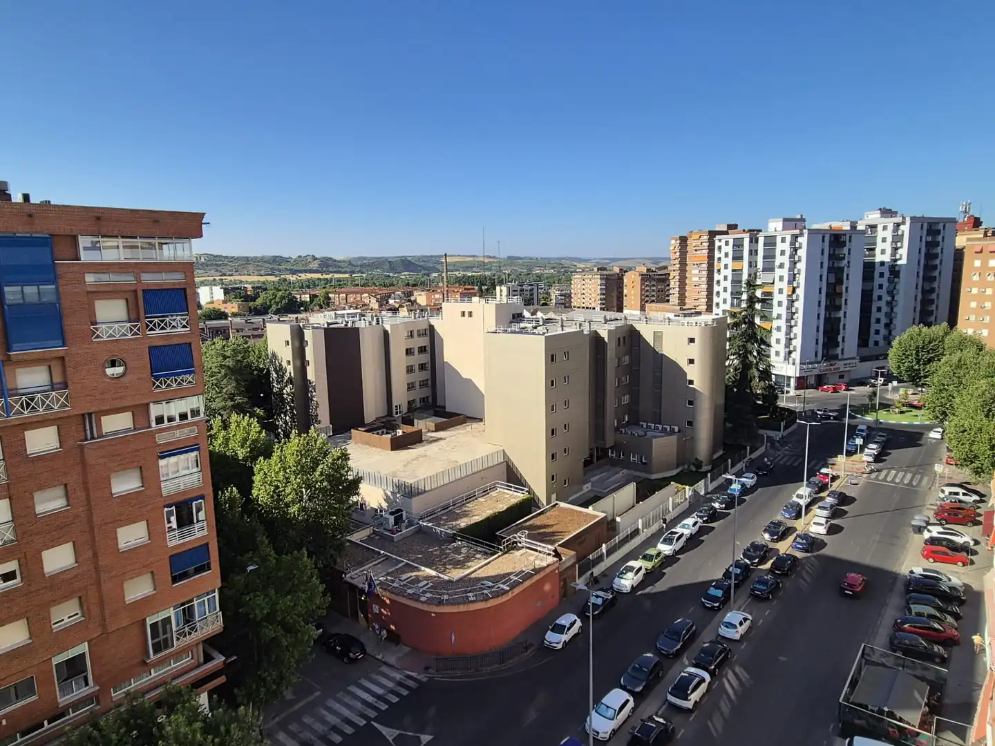 Außenansicht von Wohnung zum Verkauf in Talavera de la Reina mit Heizung, Parkett und Terrasse