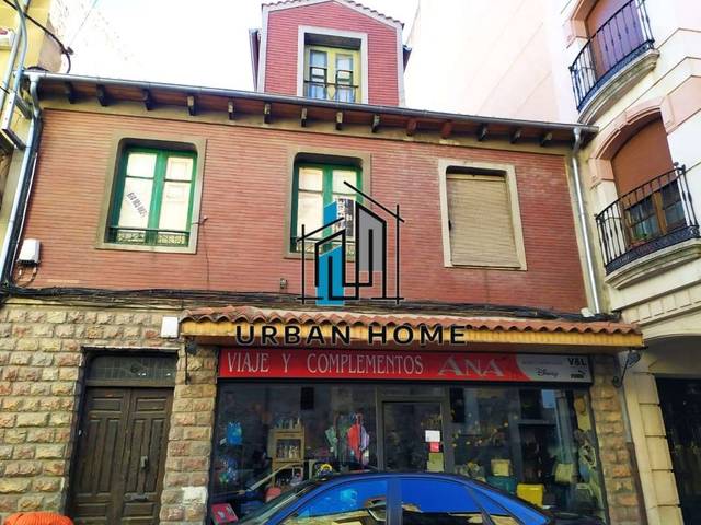 Casa-chalet en Venta en La Bañeza