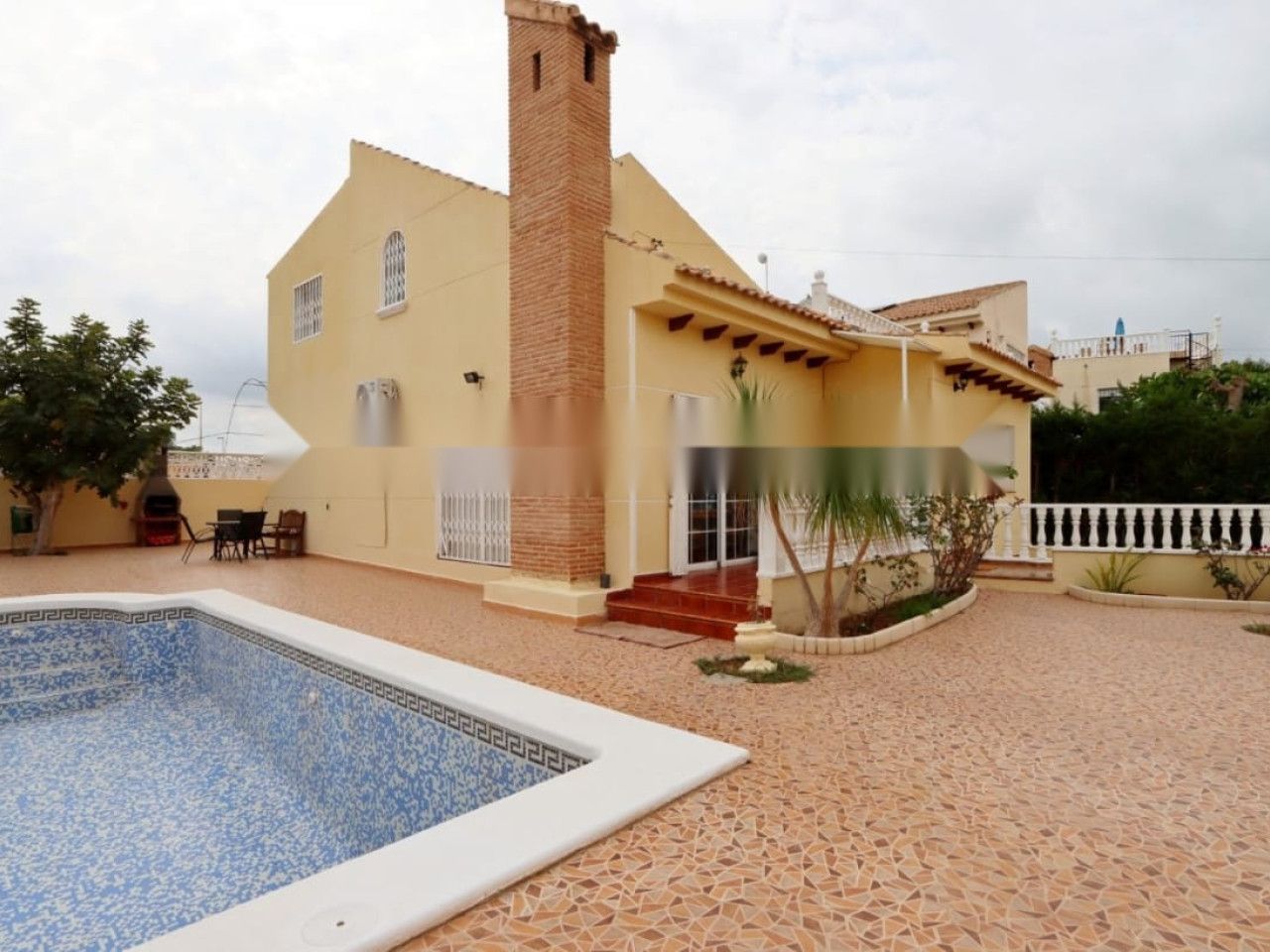 Vista exterior de Casa o chalet en venta en Orihuela con Aire acondicionado, Calefacción y Jardín privado
