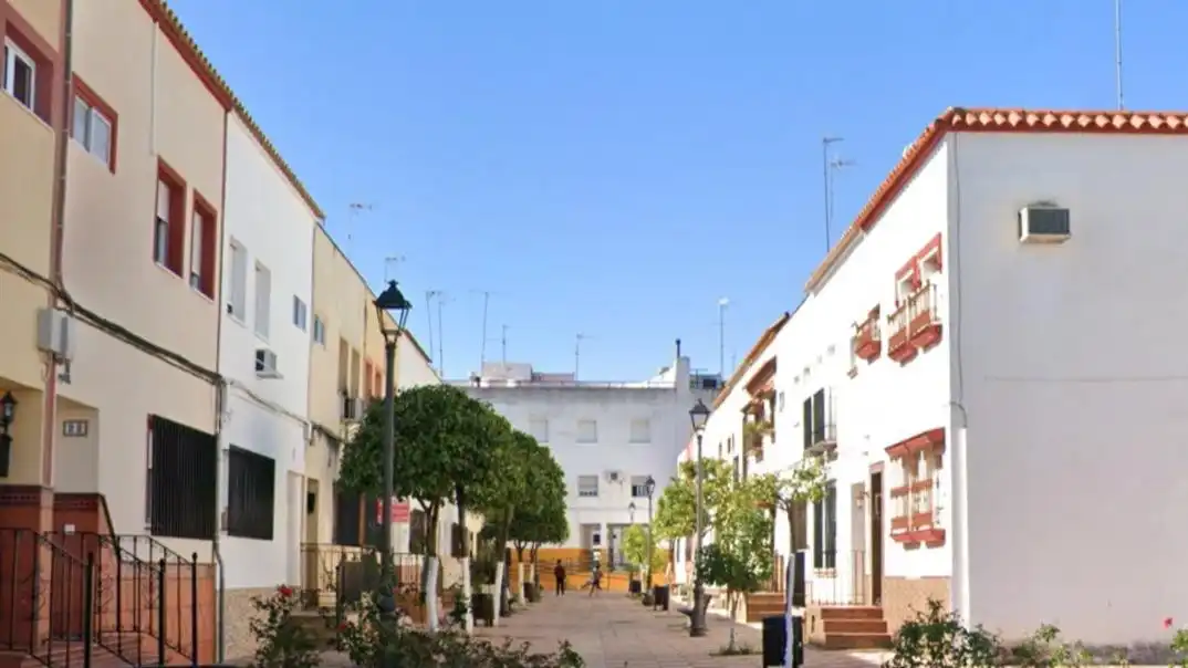 Vista exterior de Casa adosada en venda en Las Cabezas de San Juan
