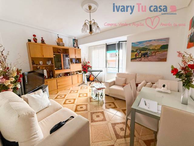 Piso en Venta en Hospital - Plaza del Real