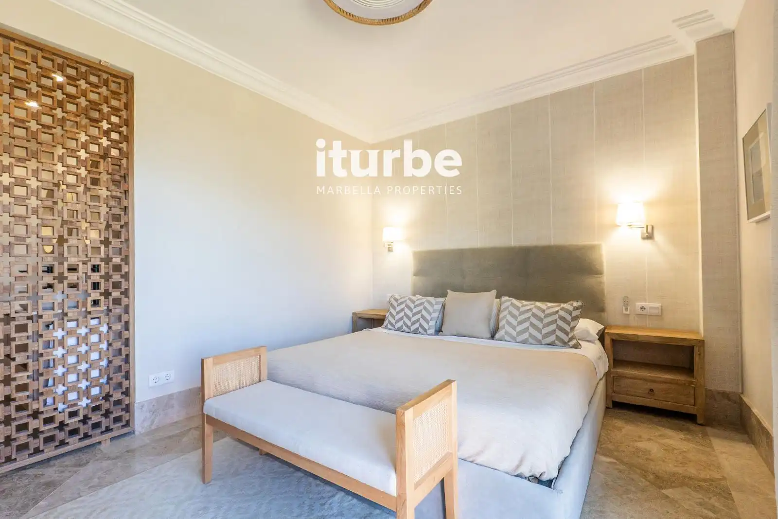 Bedroom of Houses for rent in Marbella  with Air Conditioner, Heating and Private garden
