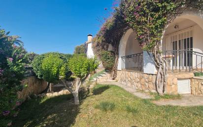 Jardí de Casa o xalet en venda en La Pobla de Montornès   amb Terrassa, Piscina i Balcó