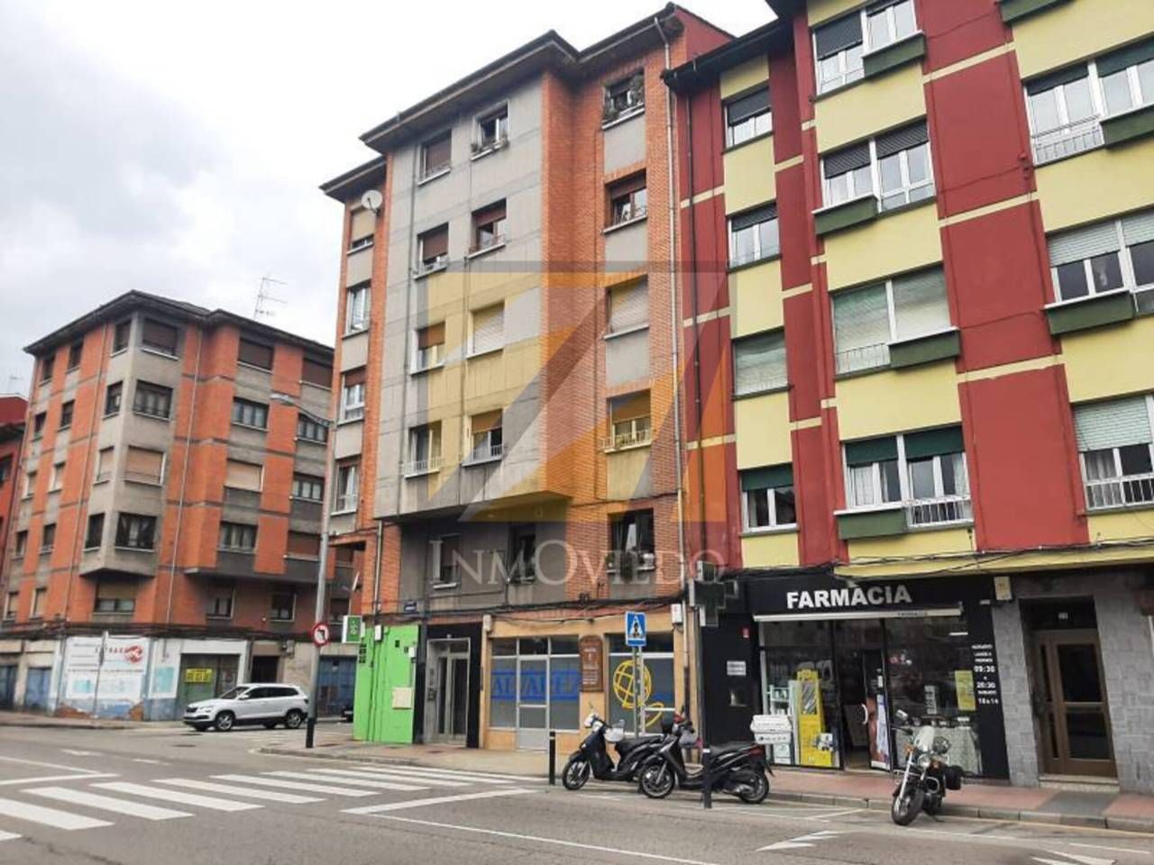 Vista exterior de Pis en venda en Mieres (Asturias) amb Calefacció