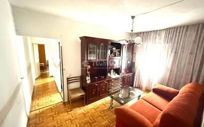 Wohnzimmer von Wohnung zum verkauf in  Madrid Capital