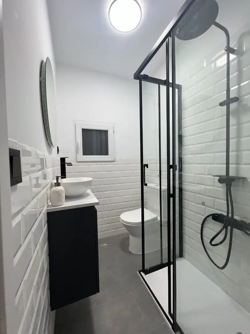 Badezimmer von Wohnung zum Verkauf in Santander