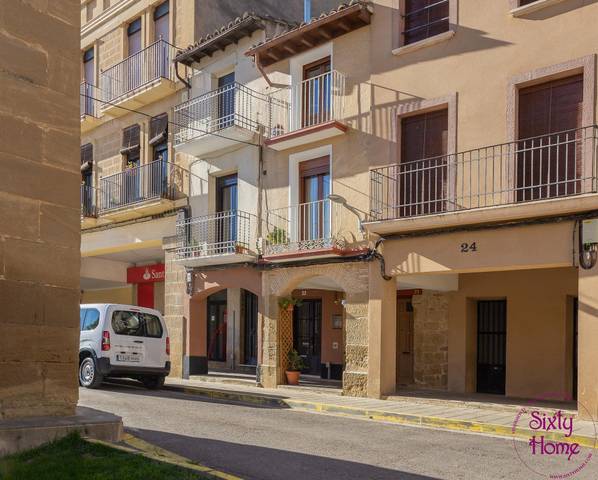 Piso en Venta en Plaza Ramón y Cajal, 22 en Ayerbe