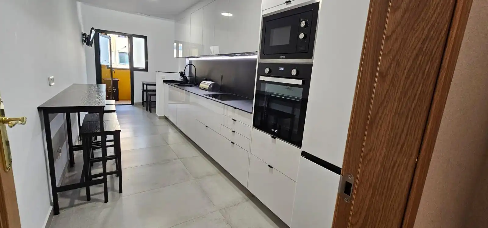 Küche von Wohnung zur Miete in Marbella mit Privatgarten, Terrasse und Möbliert