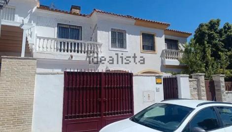 Foto 2 de Casa adosada en venda a Espartinas Pueblo, Sevilla