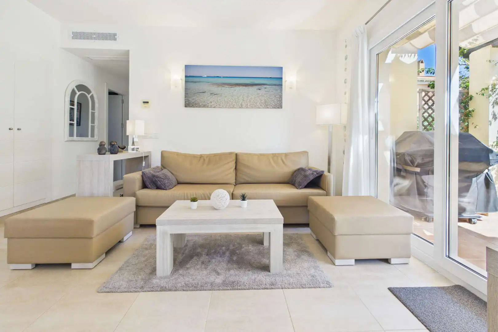 Sala d'estar de Planta baixa en venda en Campos amb Aire condicionat, Terrassa i Moblat