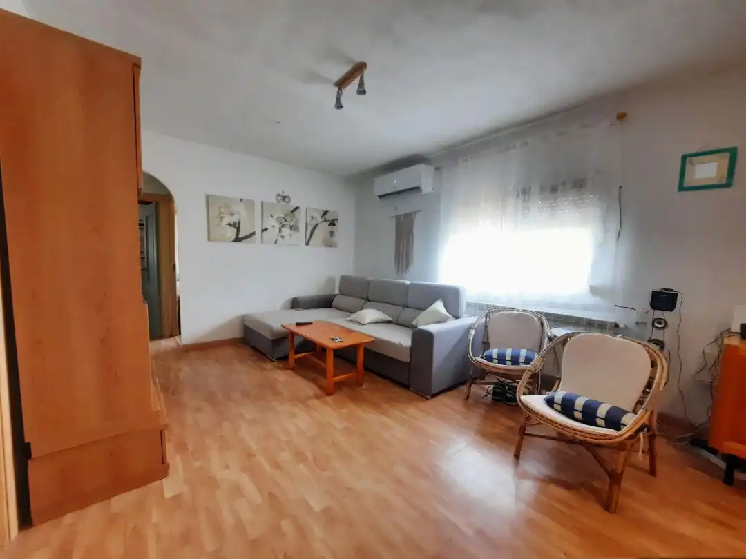 Sala de estar de Casa o chalet en venta en Escalona con Aire acondicionado, Calefacción y Amueblado
