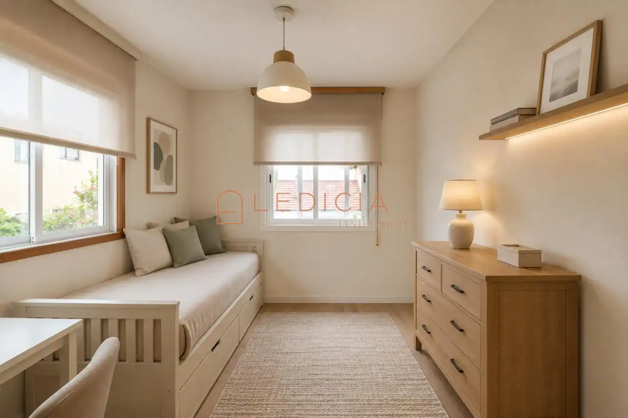 Bedroom of Houses for sale in Vigo   with Heating, Terrace and Storage room