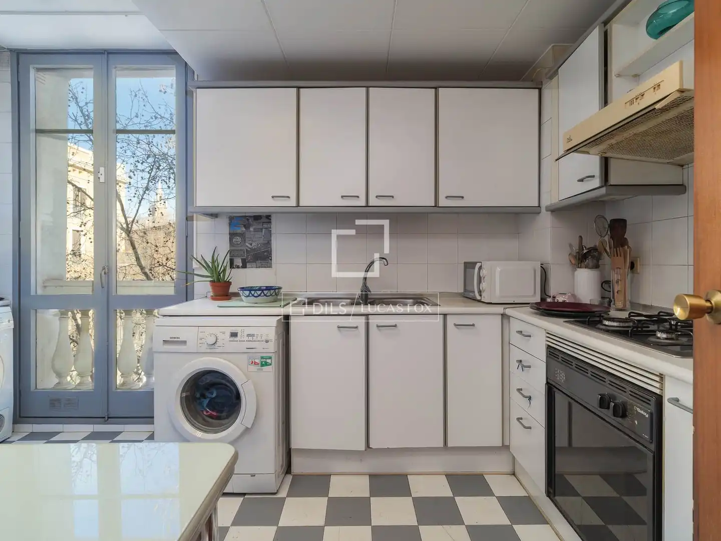 Cocina de Piso en venta en Barcelona con Calefacción, Parquet y Trastero