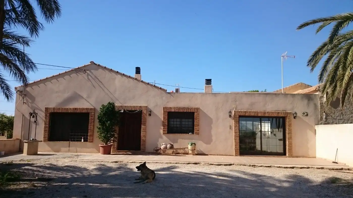 Vista exterior de Casa o xalet en venda en Cartagena amb Aire condicionat, Calefacció i Terrassa