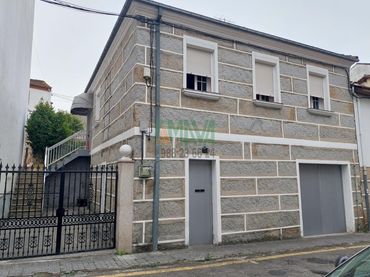 House with garden for sale in Universidad
