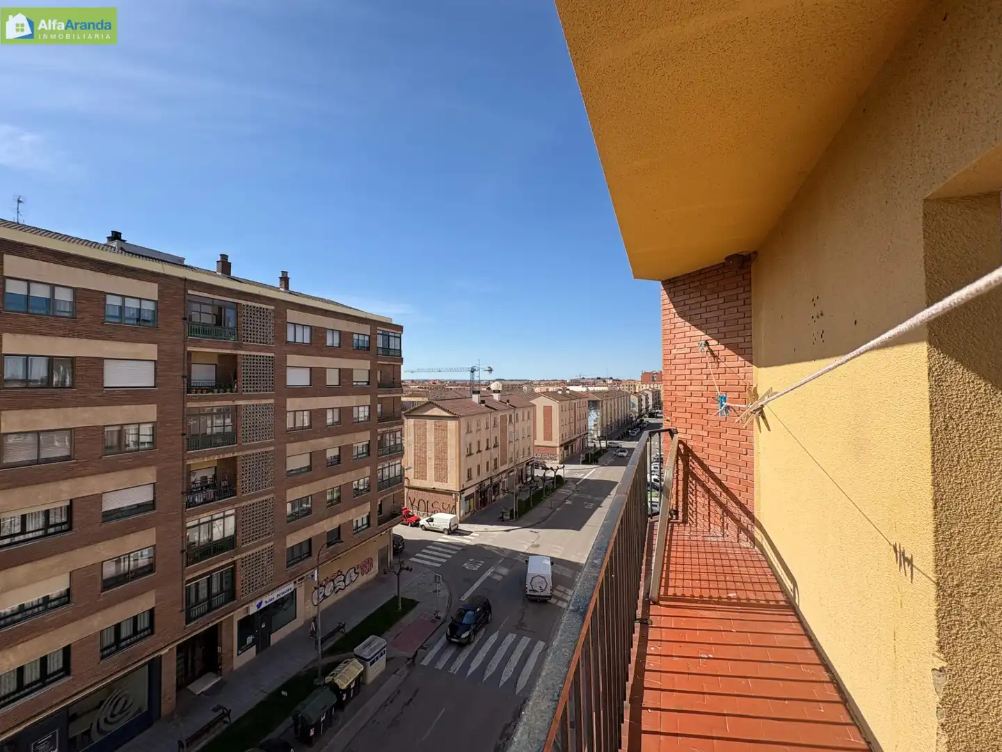 Vista exterior de Piso en venta en Aranda de Duero con Calefacción y Balcón
